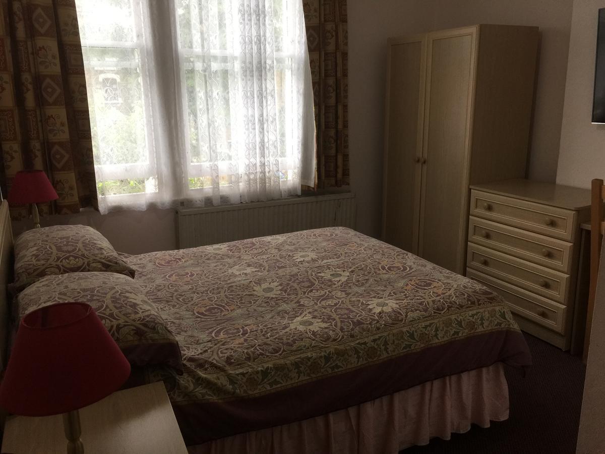 St. James'S Guest House Лондон Экстерьер фото